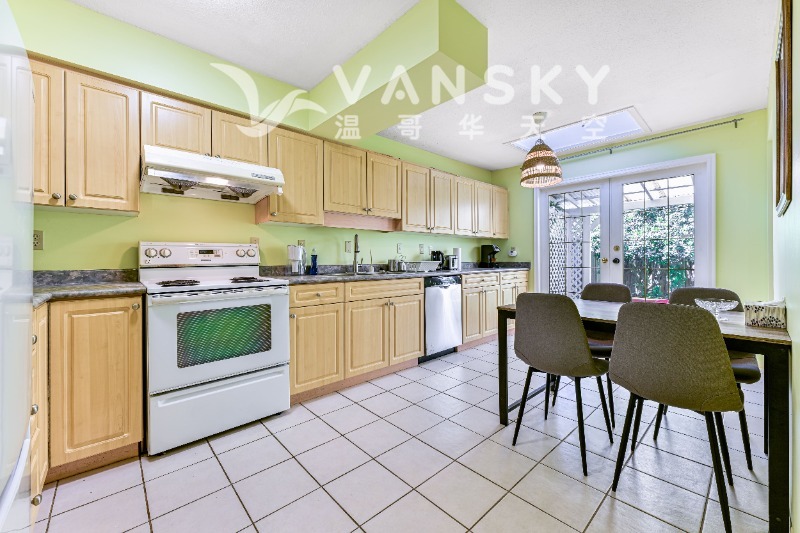 230110172433_dinning and kitchen A.jpg